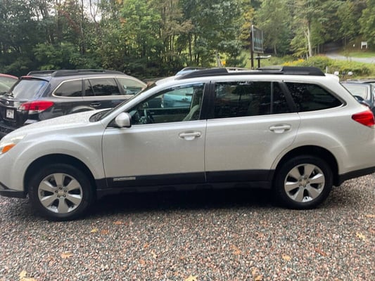 2012 Subaru Outback 2.5i Premium
