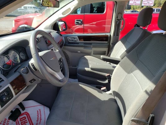 2010 Chrysler Town and Country Touring