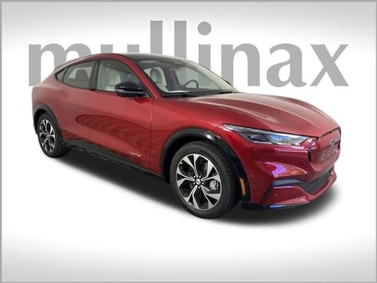 2022 Ford Mustang Mach-E Premium SUV